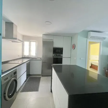 Beautiful Seafront Apartment * Benidorm