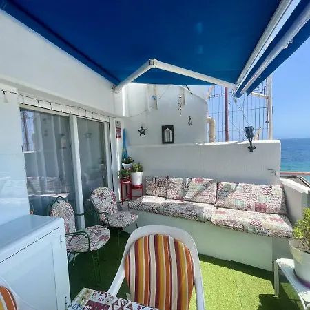 Beautiful Seafront Apartment Benidorm
